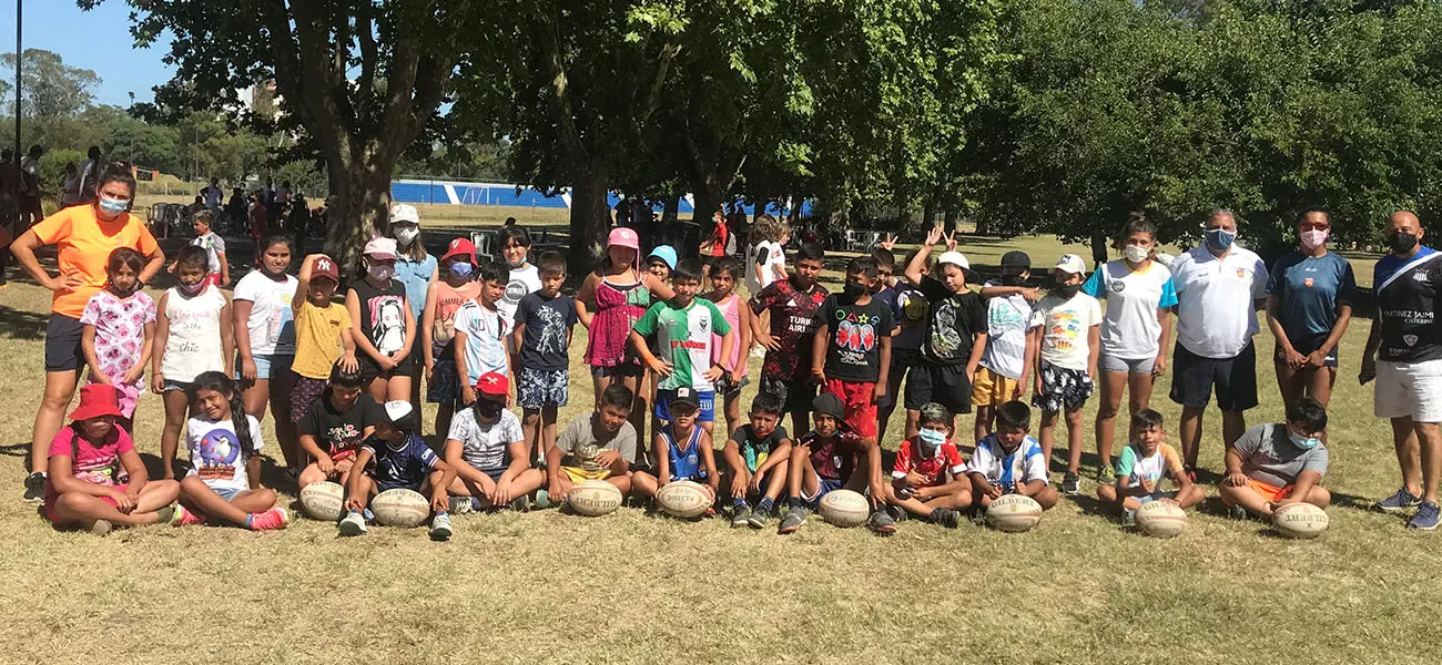 Proba Rugby en las colonias de verano en Parques Sarmiento y KDT