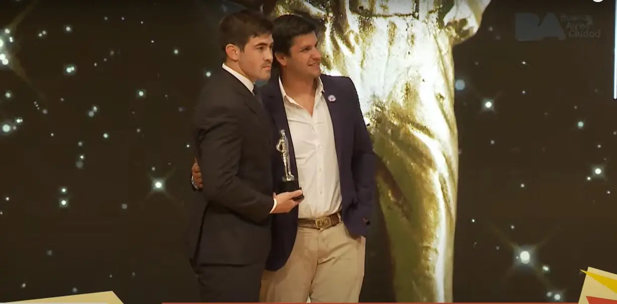 Segundo Pisani ganador en rugby del Premio "Jorge Newbery"
