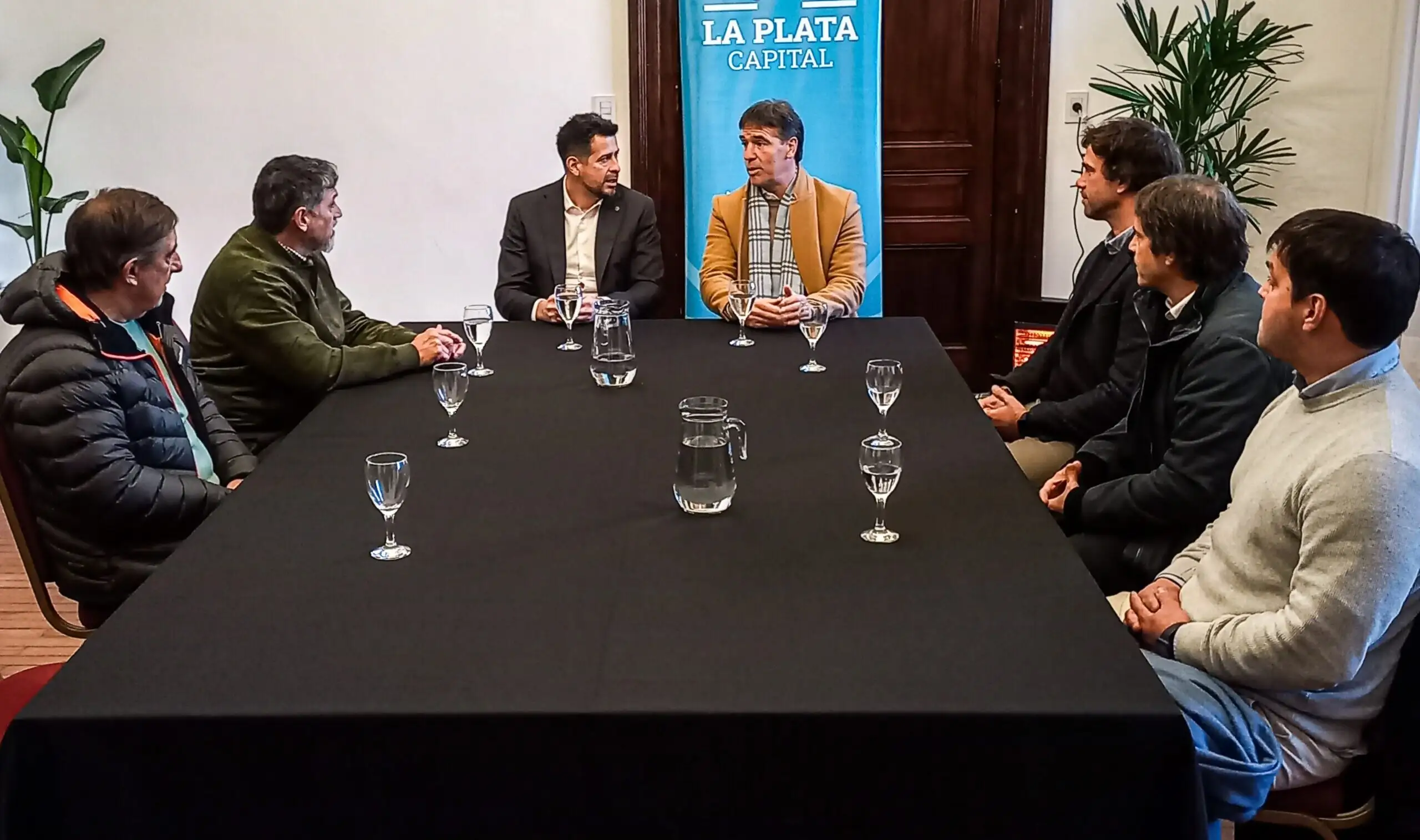 Acuerdo para disputar las definiciones de los Play Offs de División Superior en La Plata RC
