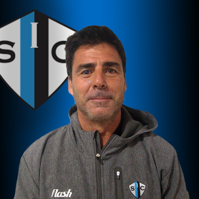 <strong class="sp-staff-role">Coach</strong> Eduardo Victorica